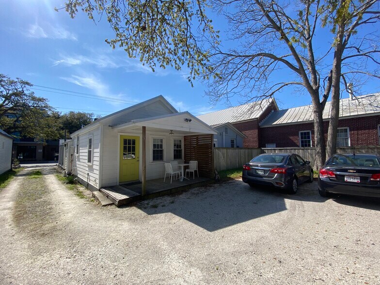 More Photos Of 704 Meeting St, Charleston Office Residential For Lease