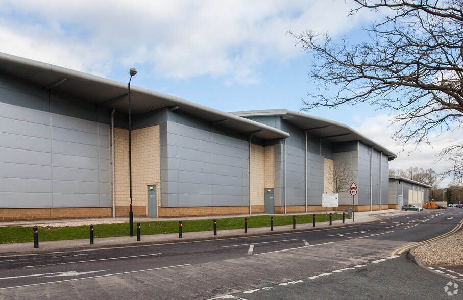 More Photos Of Old Station Way, Yeovil General Retail For Sale