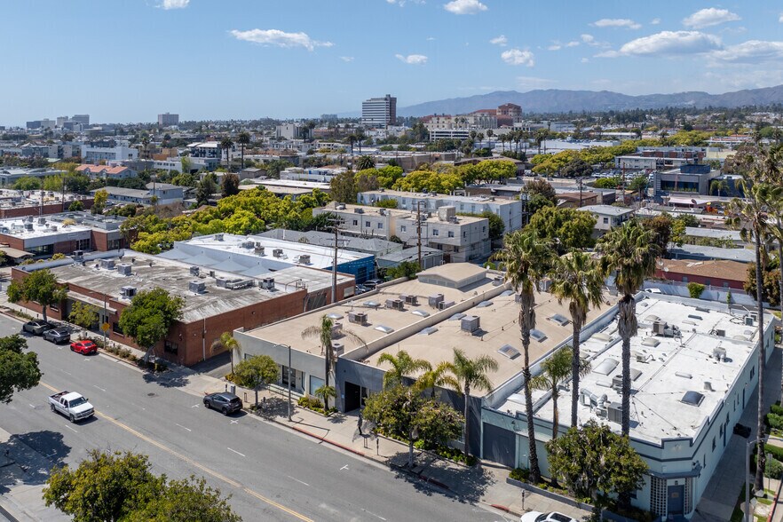 More Photos Of 1819-1823 Colorado Ave, Santa Monica Loft Creative Space For Lease