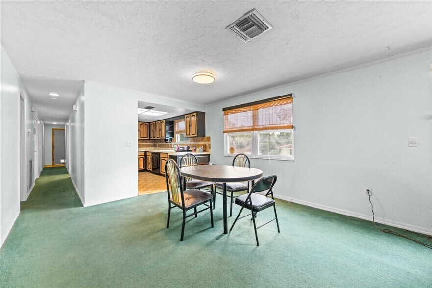 More Photos Of 5812 Missouri Ave, New Port Richey Flex For Sale