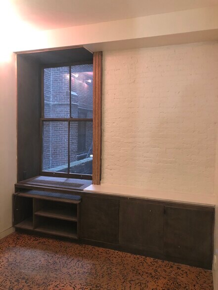 More Photos Of 217 E 83rd St, New York Apartments For Lease