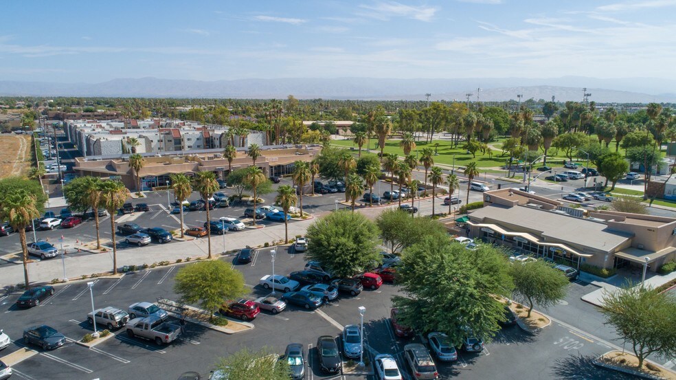 More Photos Of 425 S Sunrise Way, Palm Springs General Retail For Lease