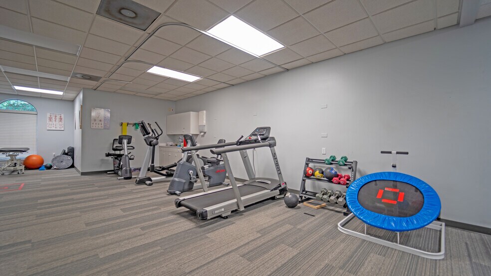 More Photos Of 554 Highway 85 N, Niceville Medical For Sale