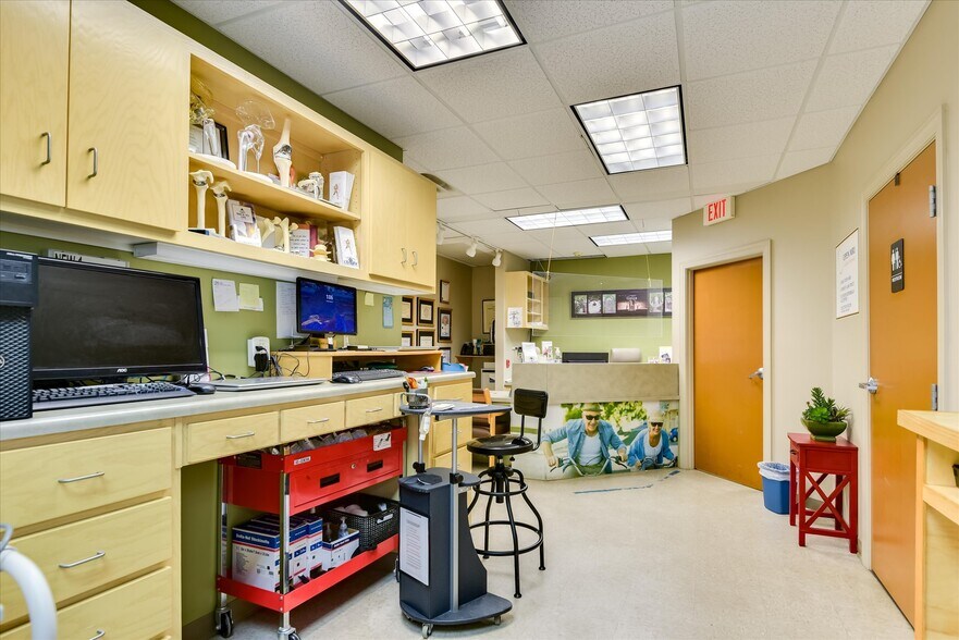 More Photos Of 191 Center South Blvd, Aiken Medical For Sale