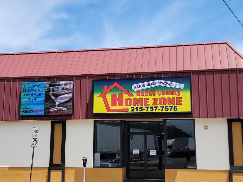 More Photos Of 71 Bellevue Ave, Langhorne Storefront Retail Office For Lease