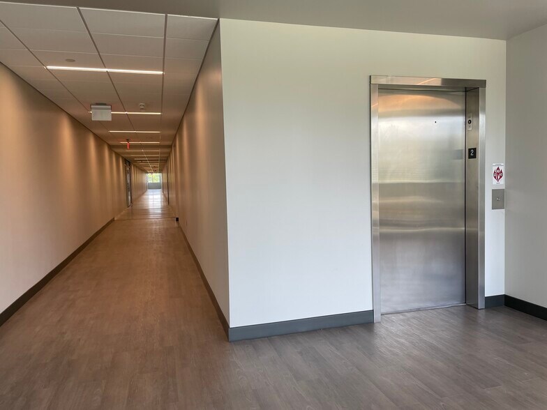 More Photos Of 824 Bull Lea Run, Lexington Medical For Lease