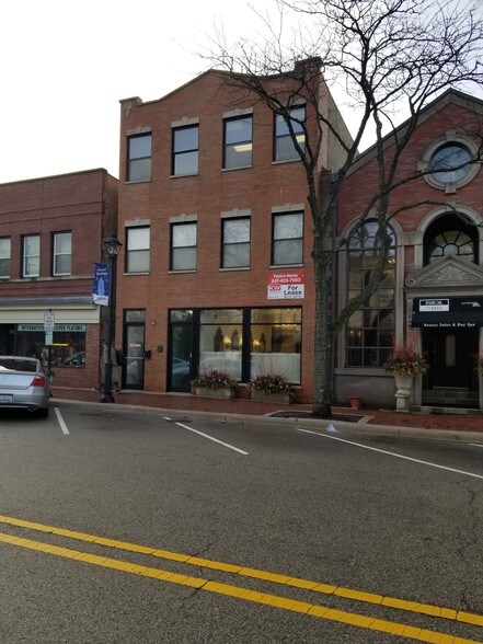 More Photos Of 366-368 Park Ave, Glencoe Loft Creative Space For Lease