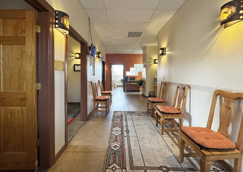 More Photos Of 8625-A Golf Course Rd NW, Albuquerque Office For Sale