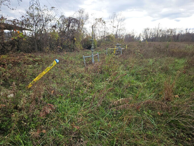 More Photos Of 1032 7th E ave, Hendersonville Land For Lease