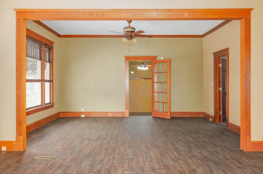 More Photos Of 1015 W Main St, Salem General Retail For Sale