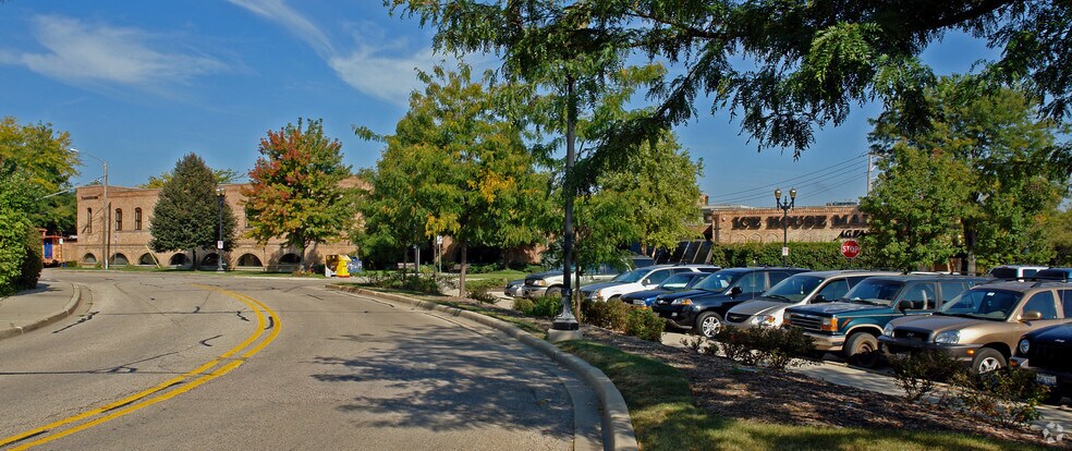 More Photos Of 200 Applebee St, Barrington General Retail For Sale