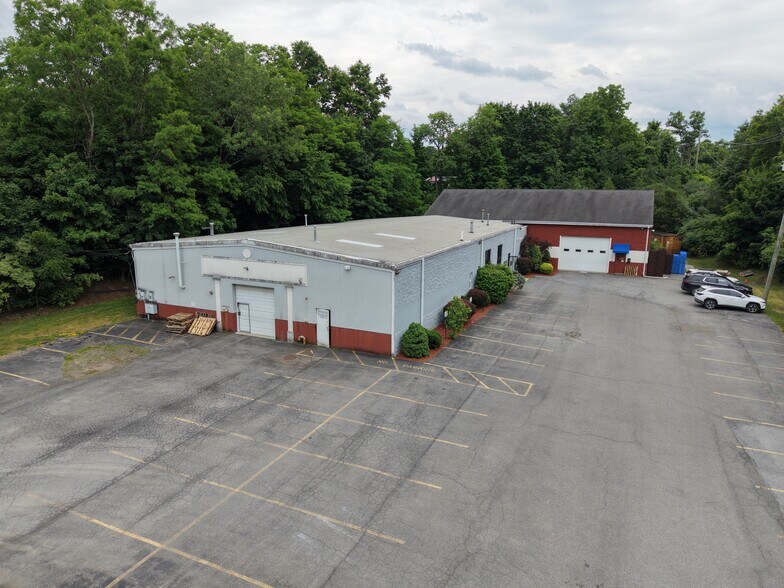 More Photos Of 24 Gilbert St Ext, Monroe General Retail For Lease