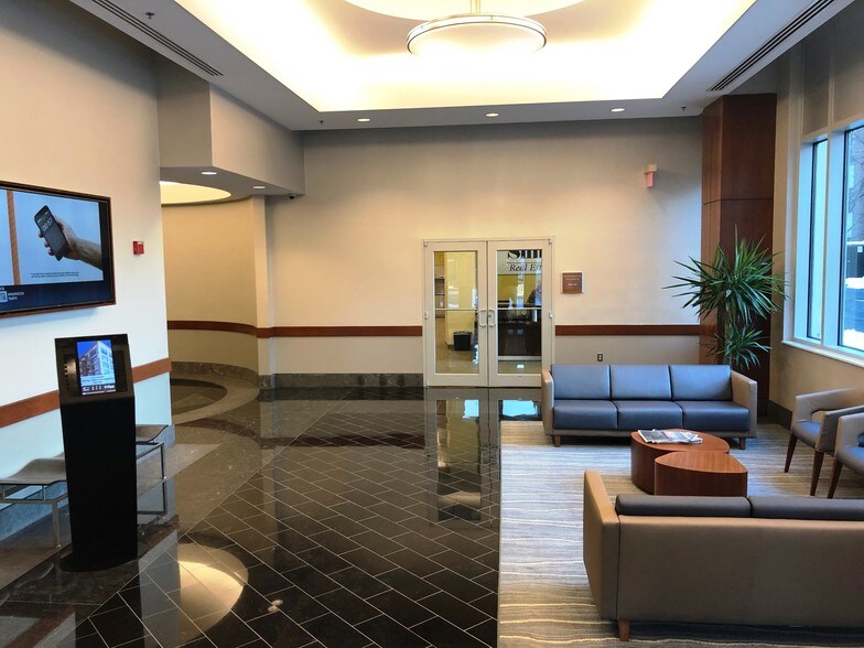 More Photos Of 2331 Mill Rd, Alexandria Office For Lease