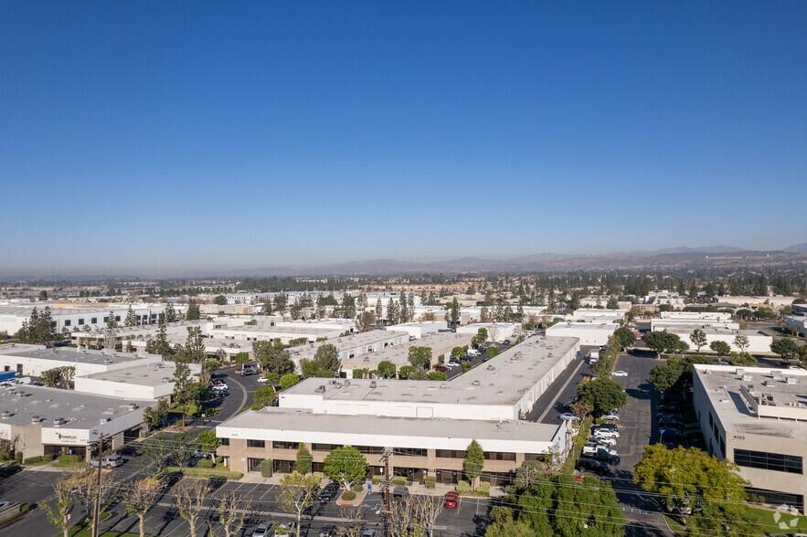 More Photos Of 4155-4165 E La Palma Ave, Anaheim Research And Development For Lease
