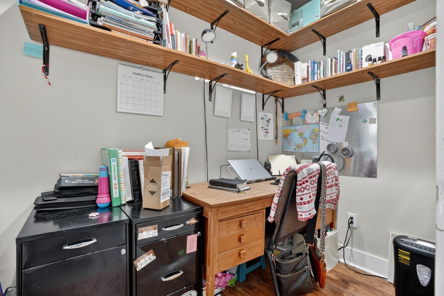 More Photos Of 615 S 2nd St, Central City Specialty For Sale