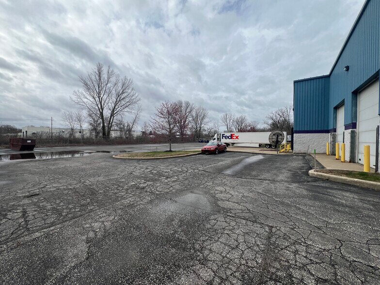 More Photos Of 3017 W 17th St, Erie Warehouse For Sale