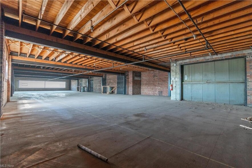More Photos Of 314 Cherry Ave SE, Canton Warehouse For Sale