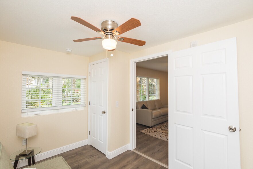 More Photos Of 915 E Palmetto St, Lakeland Apartments For Sale