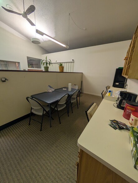 More Photos Of 10720 W 7 Mile Rd, Detroit Office For Sale