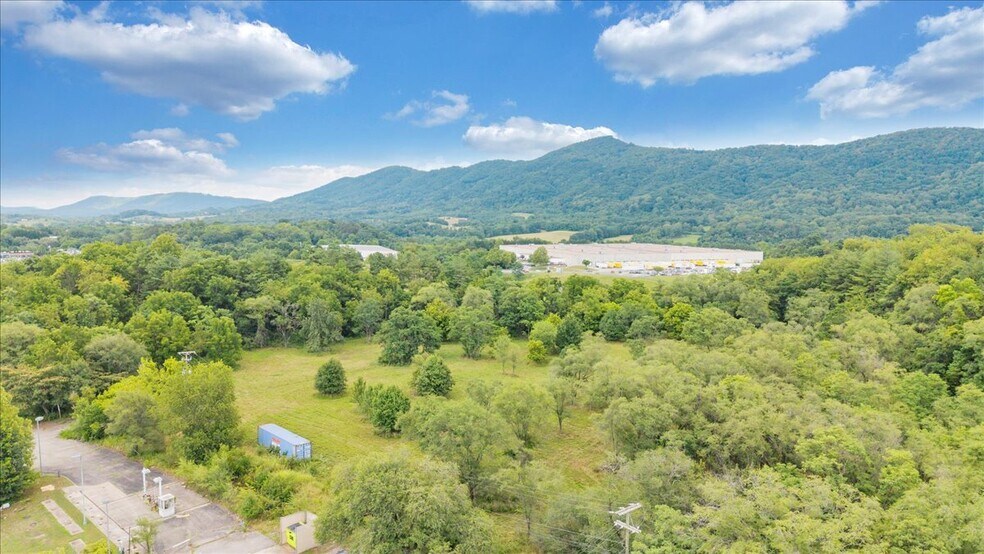 More Photos Of 0 Challenger Ave, Roanoke Land For Sale