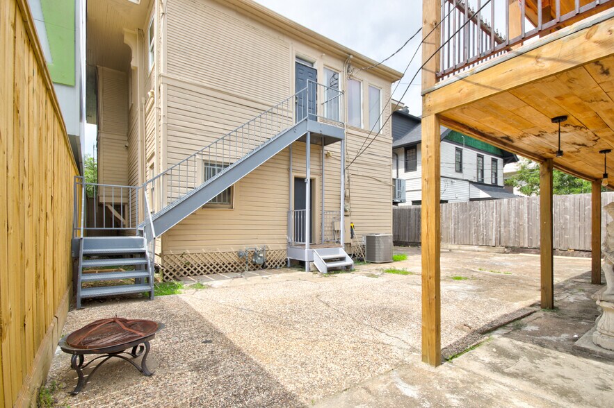 More Photos Of 239 Westheimer Rd, Houston Office Residential For Sale