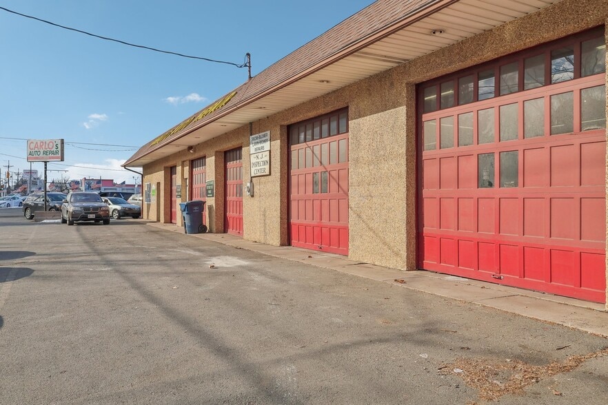 More Photos Of 1741 Princeton Ave, Lawrence Township Mercer Auto Repair For Sale