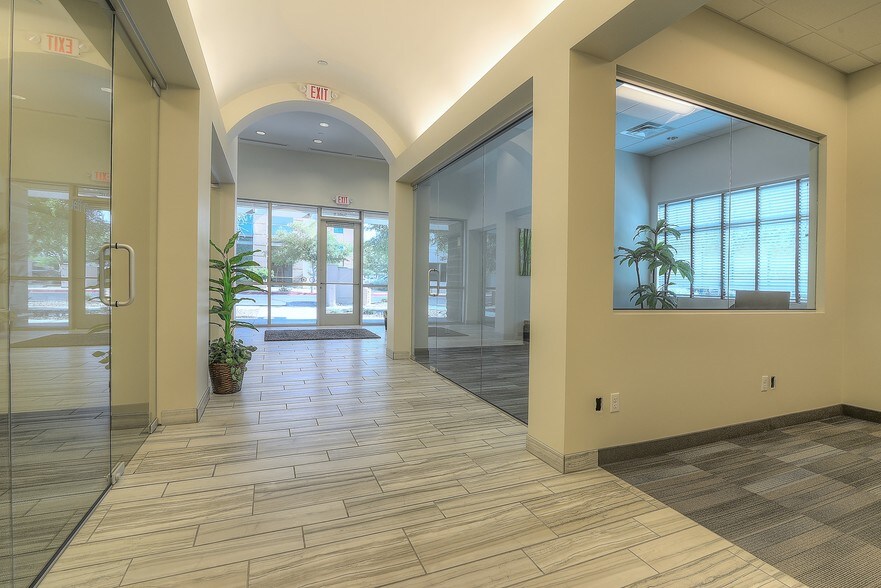More Photos Of 5700 W Chandler Blvd, Chandler Coworking Space