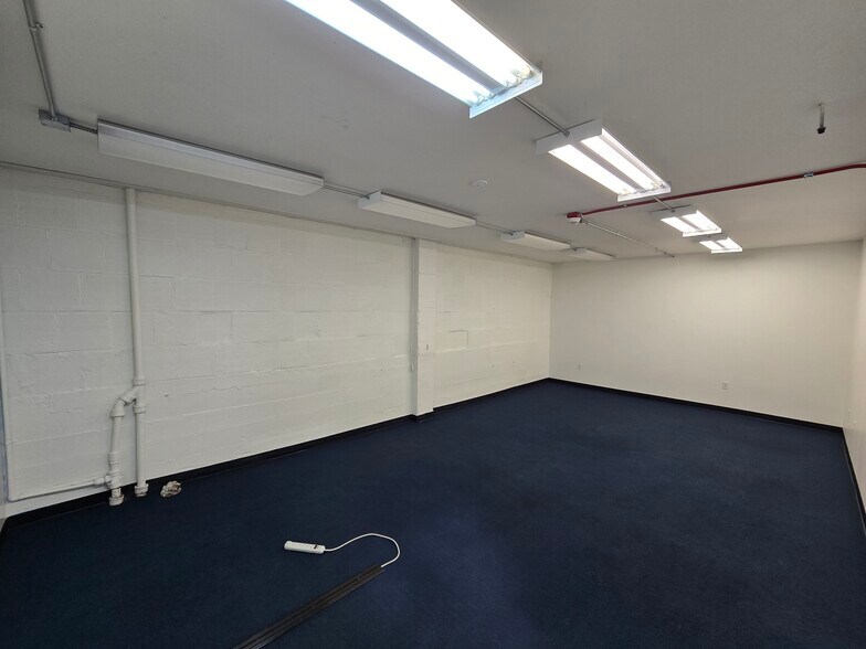 More Photos Of 750 Park Blvd, San Diego Flex For Lease