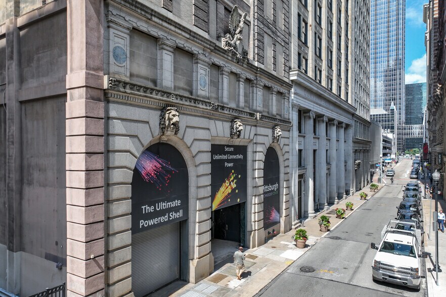 More Photos Of 322 Fourth Ave, Pittsburgh Industrial For Lease