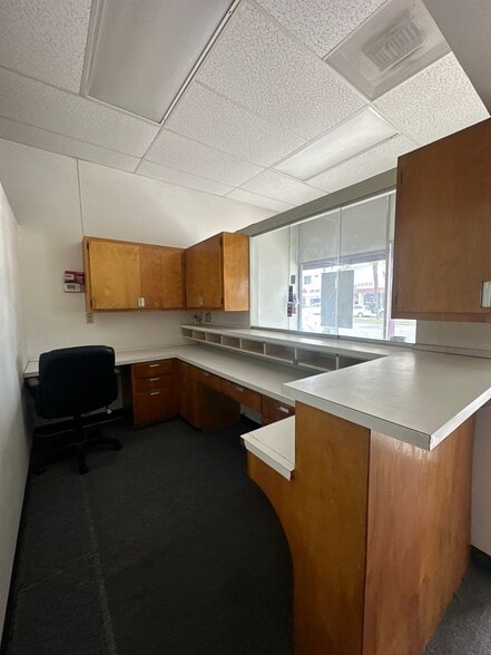 More Photos Of 127 E Garvey Ave, Monterey Park Storefront Retail Office For Lease