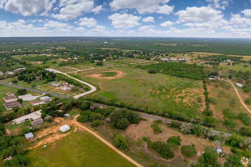 More Photos Of 20231 Pleasanton Rd, San Antonio Trailer Camper Park For Sale