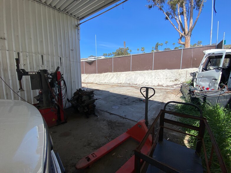 More Photos Of 7620 North Ave, Lemon Grove Service For Lease