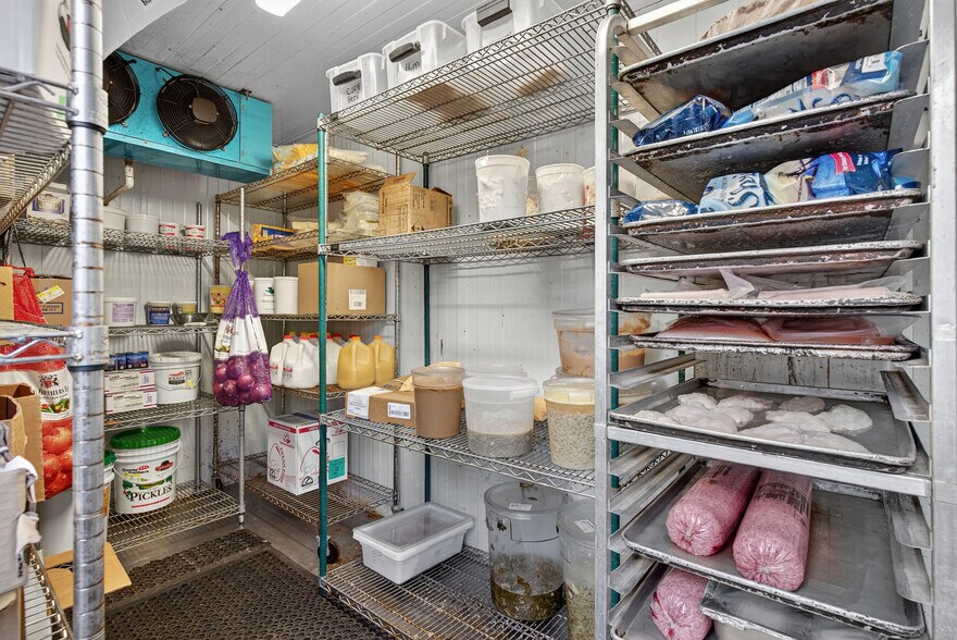 More Photos Of 765 3rd Ave, Welaka Restaurant For Sale