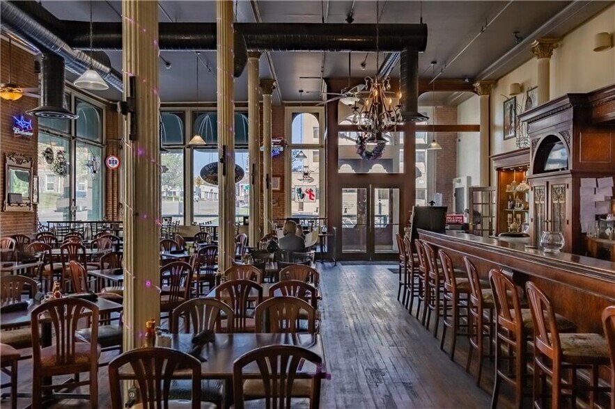 More Photos Of 224 N 4th St, Saint Joseph Office For Lease