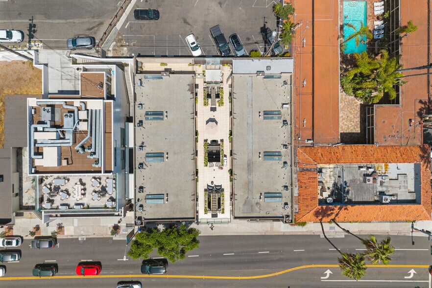 More Photos Of 690-696 S Coast Hwy, Laguna Beach, Laguna Beach Hotel For Sale