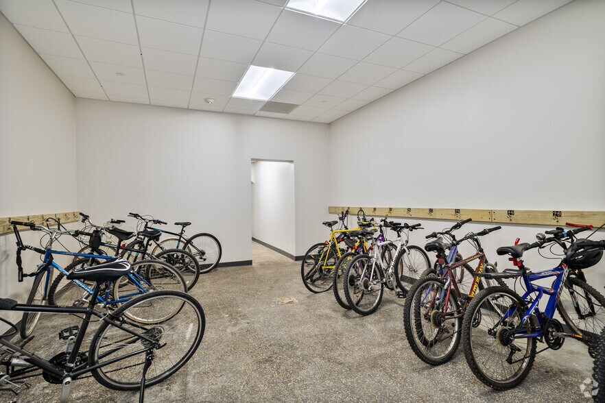 More Photos Of 526 Superior Ave E, Cleveland Apartments For Lease