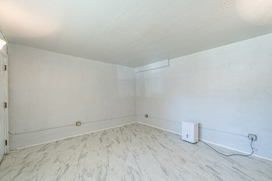 More Photos Of 815-823 S Cobb Dr SE, Marietta Apartments For Sale