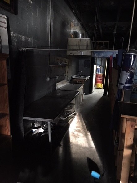 More Photos Of 2560 Terry Rd, Jackson Restaurant For Sale