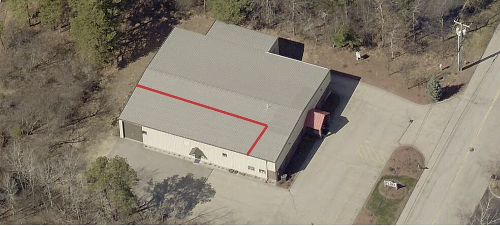 More Photos Of 14 Chenell Dr, Concord Warehouse For Lease