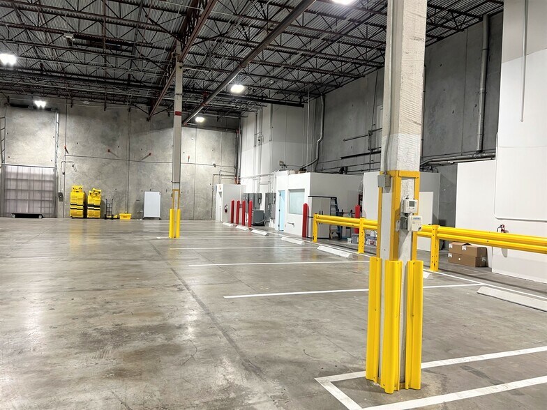 More Photos Of 3451 Executive Way, Miramar Warehouse For Lease