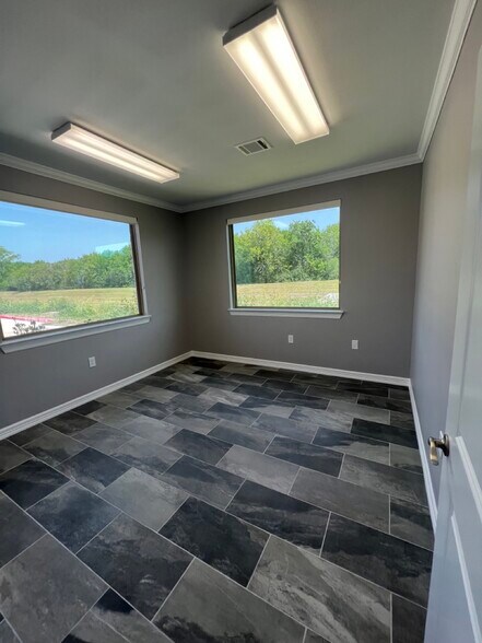 More Photos Of 2743 Smith Ranch Rd, Pearland Unknown For Lease