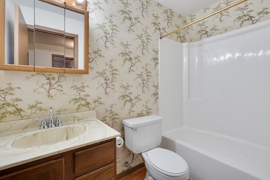 More Photos Of 438 S 14th St, Hot Springs Multifamily For Sale
