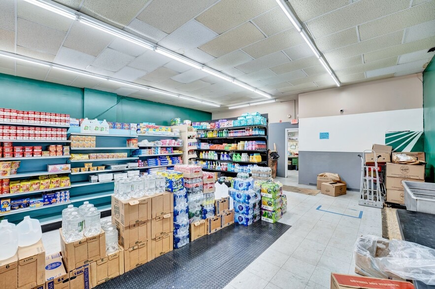 More Photos Of 147 Chestnut St, Roselle Park Storefront Retail Residential For Sale