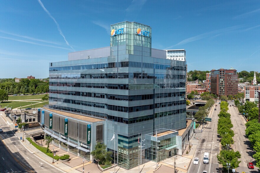 More Photos Of 10 Memorial Blvd, Providence Office For Lease