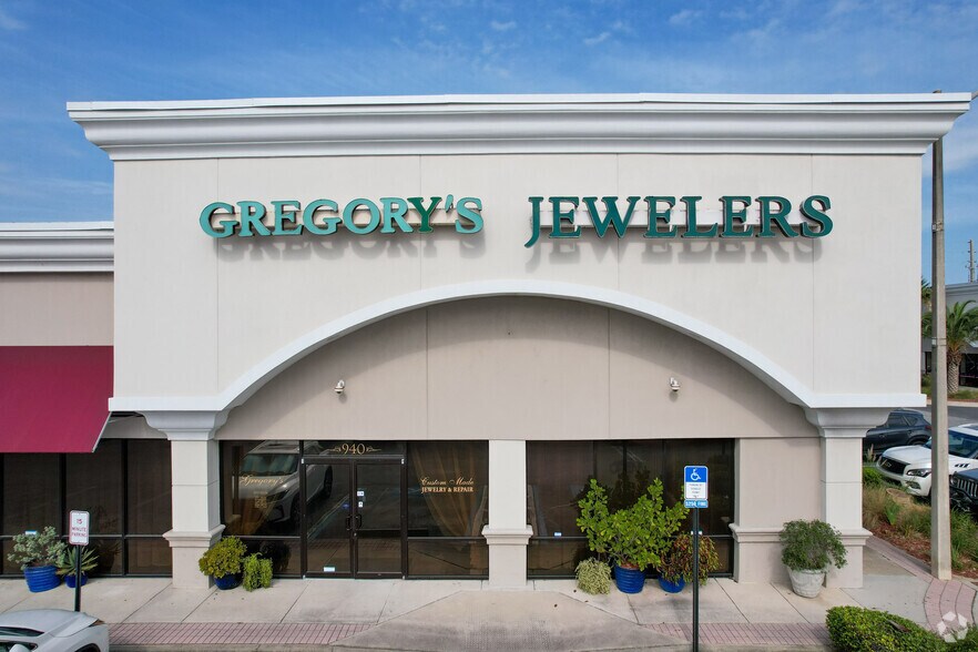 More Photos Of 924-940 3rd St N, Jacksonville Beach Unknown For Lease