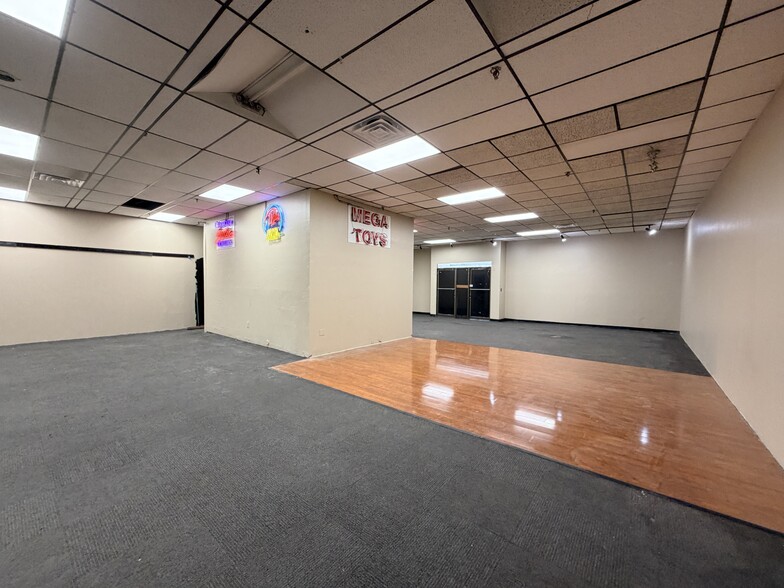 More Photos Of 5611 N State Road 7, Fort Lauderdale Unknown For Lease