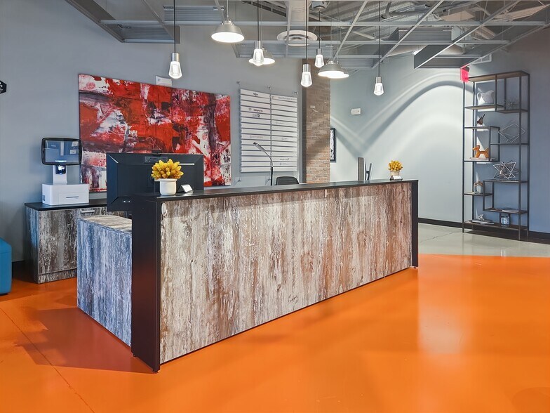 More Photos Of 6701 Koll Center Pky, Pleasanton Coworking Space