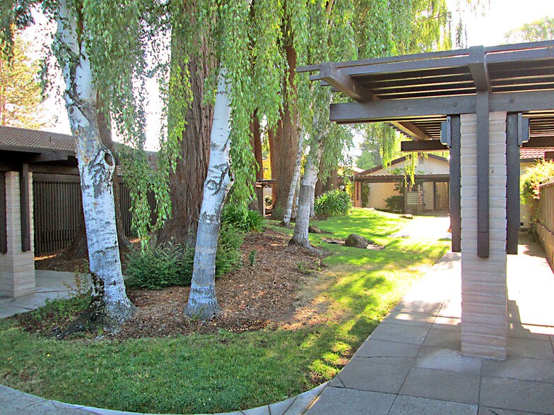 More Photos Of 4655 Hoen Ave, Santa Rosa Medical For Lease