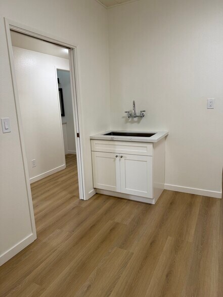 More Photos Of 3260 Beard Rd, Napa Medical For Lease