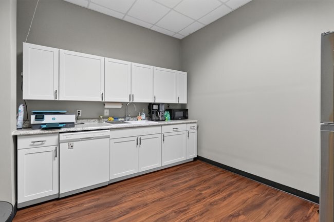 More Photos Of 108 Gateway Blvd, Mooresville Office For Lease